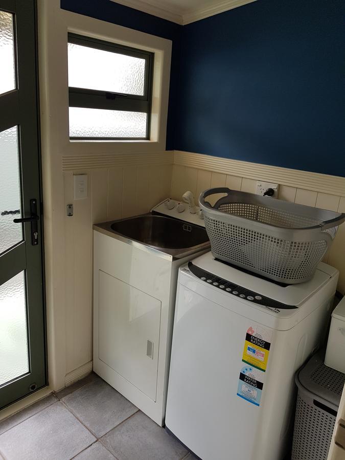 Central Taupo Townhouse Екстер'єр фото